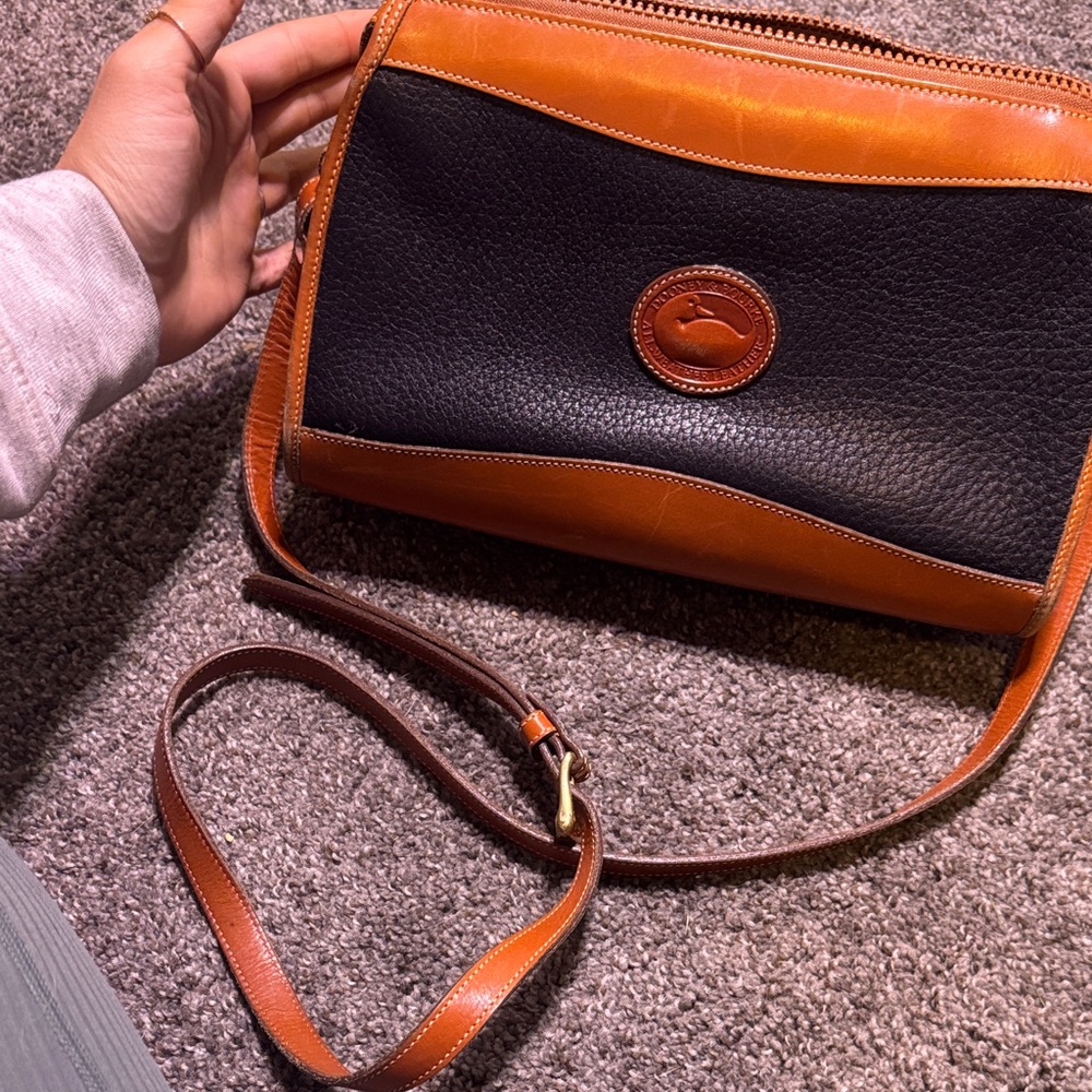 Dooney & Bourke, Classic Black and Tan Leather Shoulder Bag